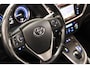 Toyota Auris 1.8 Hybrid Executive PDC V+A