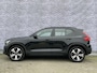Volvo XC40 Recharge Core 70 kWh | Cruise Control | Google Navigatie | Stoel-/Stuurverwarming | Warmtepomp | Uitschuifbare Beenondersteuning Voorstoelen | 19" Velgen | Trekhaak | Parkeercamera |