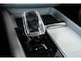 Volvo XC60 T6 Plug-in hybrid AWD Ultra Dark | Executive Line | Bowers & Wilkins | Luchtvering | Geventileerde Voorstoelen | Massagefunctie | 21" Lichtmetalen Wielen |