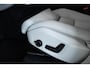 Volvo XC60 T6 Plug-in hybrid AWD Ultra Dark | Executive Line | Bowers & Wilkins | Luchtvering | Geventileerde Voorstoelen | Massagefunctie | 21" Lichtmetalen Wielen |