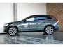 Volvo XC60 T6 Plug-in hybrid AWD Ultra Dark | Executive Line | Bowers & Wilkins | Luchtvering | Geventileerde Voorstoelen | Massagefunctie | 21" Lichtmetalen Wielen |