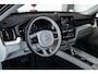 Volvo XC60 T6 Plug-in hybrid AWD Ultra Dark | Executive Line | Bowers & Wilkins | Luchtvering | Geventileerde Voorstoelen | Massagefunctie | 21" Lichtmetalen Wielen |