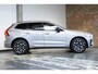 Volvo XC60 2.0 T6 Plug-in hybrid AWD Plus Dark | Verwacht Dec. 2025 | 21" Lichtmetalen Wielen | Head-Up Display | Schuif/Kantel Panoramadak | 360º Camera | Donker Getint Glas |