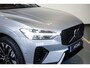 Volvo XC60 2.0 T6 Plug-in hybrid AWD Plus Dark | Verwacht Dec. 2025 | 21" Lichtmetalen Wielen | Head-Up Display | Schuif/Kantel Panoramadak | 360º Camera | Donker Getint Glas |
