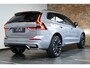 Volvo XC60 2.0 T6 Plug-in hybrid AWD Plus Dark | Verwacht Dec. 2025 | 21" Lichtmetalen Wielen | Head-Up Display | Schuif/Kantel Panoramadak | 360º Camera | Donker Getint Glas |