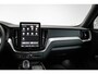 Volvo XC60 2.0 T6 Plug-in hybrid AWD Plus Black Edition | Luchtvering | 360º Camera | Schuif/Kantel-Panoramadak | Head-Up Display | 21" Lichtmetalen Wielen | Donkergetint Glas |