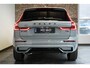 Volvo XC60 2.0 T6 Plug-in hybrid AWD Plus Black Edition | Luchtvering | 360º Camera | Schuif/Kantel-Panoramadak | Head-Up Display | 21" Lichtmetalen Wielen | Donkergetint Glas |