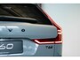 Volvo XC60 2.0 T6 Plug-in hybrid AWD Plus Black Edition | Luchtvering | 360º Camera | Schuif/Kantel-Panoramadak | Head-Up Display | 21" Lichtmetalen Wielen | Donkergetint Glas |