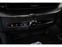 Volvo XC60 2.0 T6 Plug-in hybrid AWD Plus Black Edition | Luchtvering | 360º Camera | Schuif/Kantel-Panoramadak | Head-Up Display | 21" Lichtmetalen Wielen | Donkergetint Glas |