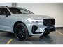 Volvo XC60 2.0 T6 Plug-in hybrid AWD Plus Black Edition | Luchtvering | 360º Camera | Schuif/Kantel-Panoramadak | Head-Up Display | 21" Lichtmetalen Wielen | Donkergetint Glas |