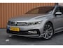 Volkswagen Passat 1.5 TSI 150pk DSG R-Line | Pano | Trekhaak | 360 camera