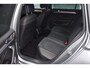 Volkswagen Passat 1.5 TSI 150pk DSG R-Line | Pano | Trekhaak | 360 camera