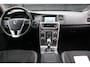 Volvo V60 1.6 D2 Momentum Navigatie/Parkeersensor/18"inch lmv/Trekhaak