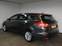 Ford Focus Wagon 1.0 Titanium Edition Nwe APK airco