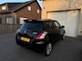 Suzuki Swift 1.2 Exclusive Schuifdak Navi Keyless Stoelverwarming Clima CruiseControl