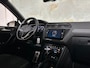 Volkswagen Tiguan 1.5 TSI R-Line / Pano / Camera /