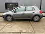 Toyota Auris 1.4-16V Terra