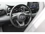 Toyota Yaris 1.5 Hybrid Dynamic Automaat, 1e Eig. Dealer onderhouden met All-Seasonbanden!