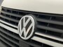 Volkswagen Transporter 2.0 TDI 110pk L2H1 28 | Cruise Control | Achteruitrijcamera | Achterdeuren | Navi via AppleCarplay / AndroidAuto | Laadruimte betimmerd | BPM-vrij