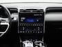 Hyundai Tucson 1.6 T-GDI PHEV Comfort Smart 4WD | LMV | Automaat | Navigatie | Leder | Trekhaak | Stoel/Stuur verwarming | Virtual cockpit | Cruise control | Apple carplay | Climate control | Camera | Parkeer sensoren | DAB