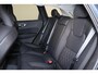 Volvo XC60 T6 Recharge AWD Plus Bright - Panorama/schuifdak - IntelliSafe Assist & Surround - 360º Camera - Harman/Kardon audio - Verwarmde voorstoelen, stuur & achterbank - Parkeersensoren voor & achter - Elektr. bedienb. voorstoelen met geheugen - Head up display - Extra getint glas - 19' LMV