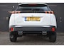 Peugeot 2008 1.2 PureTech Allure 130pk Automaat | 1e Eig. | Adaptive Cruise | Navigatie | Voorruitverwarming | Achteruitrijcamera | Half-Leder | Dealeronderhouden |