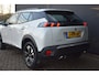 Peugeot 2008 1.2 PureTech Allure 130pk Automaat | 1e Eig. | Adaptive Cruise | Navigatie | Voorruitverwarming | Achteruitrijcamera | Half-Leder | Dealeronderhouden |