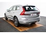 Volvo XC60 2.0 T6 Plug-in hybrid AWD Plus Bright Panoramadak - Keyless Drive - Ambienteverlichting uitgebreid - Parkeerhulp voor/achter - Achteruitrijcamera - Buitenspiegels elektr. inklapbaar -