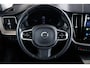 Volvo XC60 2.0 T6 Plug-in hybrid AWD Plus Bright Panoramadak - Keyless Drive - Ambienteverlichting uitgebreid - Parkeerhulp voor/achter - Achteruitrijcamera - Buitenspiegels elektr. inklapbaar -