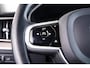 Volvo XC60 2.0 T6 Plug-in hybrid AWD Plus Bright Panoramadak - Keyless Drive - Ambienteverlichting uitgebreid - Parkeerhulp voor/achter - Achteruitrijcamera - Buitenspiegels elektr. inklapbaar -