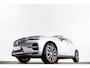Volvo XC60 2.0 T6 Plug-in hybrid AWD Plus Bright Panoramadak - Keyless Drive - Ambienteverlichting uitgebreid - Parkeerhulp voor/achter - Achteruitrijcamera - Buitenspiegels elektr. inklapbaar -