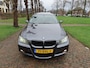 BMW 3-Serie 320i M-Pakket Leer Stoelverwarming Schuif/Kanteldak Airco Cruisecontrol 18 Inch M Velgen ***Apk t/m 10-1-2027***