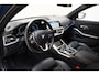 BMW 3-Serie Touring 320e High Executive [ Panoramadak LED Leder Navi Apple / Android ]