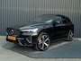 Volvo XC60 2.0 T6 Plug-in hybrid AWD Plus Dark | 360 Camera | Harman/Kardon | Trekhaak | Panodak | Dodehoek sensoren | Prijs Rijklaar!!
