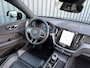 Volvo XC60 2.0 T6 Plug-in hybrid AWD Plus Dark | 360 Camera | Harman/Kardon | Trekhaak | Panodak | Dodehoek sensoren | Prijs Rijklaar!!