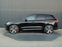 Volvo XC60 2.0 T6 Plug-in hybrid AWD Plus Dark | 360 Camera | Harman/Kardon | Trekhaak | Panodak | Dodehoek sensoren | Prijs Rijklaar!!