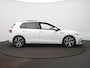 Volkswagen Golf 1.5 eTSI R-Line 150PK | Panodak | IQ-Light | Adap. Cruise | 18 Inch