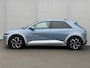 Hyundai Ioniq 5 Lounge 77.4 kWh Automaat 228pk / Accu SOH 100% / Fabrieksgarantie tot 12-2027 / WLTP 507 km / CCS snellader / Head Up Display / warmtepomp / Trekgewicht 1600 kg / Stuur-, Stoel & Achterbank verwarming / 8 jaar Batterij Garantie /