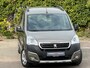 Peugeot Partner Tepee 1.2 PureTech 110pk Outdoor - Nocciola metallic - Nav/Clima/Cruise