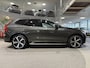 Volvo XC60 2.0 T8 Plug-in hybrid AWD Plus Dark, B&W audio, Luchtvering, Pano