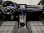 Volkswagen Golf 1.4 eHybrid GTE 245Pk Automaat (APPLE CARPLAY, GROOT NAVI, GETINT GLAS, KEYLESS, SPORTSTOELEN, PARKEERSENSOREN, SFEERVERLICHTING, CRUISE, NIEUWSTAAT)