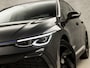Volkswagen Golf 1.4 eHybrid GTE 245Pk Automaat (APPLE CARPLAY, GROOT NAVI, GETINT GLAS, KEYLESS, SPORTSTOELEN, PARKEERSENSOREN, SFEERVERLICHTING, CRUISE, NIEUWSTAAT)