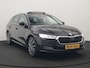 Skoda Octavia Combi 1.4 TSI iV Business Edition Plus PHEV 204pk Dealer O.H. | Trekhaak Afn. | Panodak | Head Up | Adaptive Cruise | Sfeerverlichting | Sportstoelen Memory & Verwarmd | Keyless | Blis | Crystal LED | Navigatie | DAB | Plug In Hybrid |