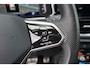 Volkswagen T-Roc 1.5 TSI 150pk DSG R-Line | Panoramadak | Trekhaak | Elektrische Achterklep