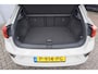 Volkswagen T-Roc 1.5 TSI 150pk DSG R-Line | Panoramadak | Trekhaak | Elektrische Achterklep