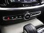 Volvo V60 2.0 T6 Recharge AWD R-Design | Panoramadak | Contourstoelen  | HUD | Navigatie | Stoelverwarming | Camera | DAB | Apple CarPlay/Android Auto | Adaptieve Cruise Control | Harman/Kardon | Ele.verstelbare stoel + geheugen |
