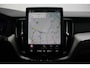 Volvo XC60 2.0 T6 Plug-in hybrid AWD Essential | Stoel-/ stuurwielverwarming | Verwarmde achterbank | Adaptieve cruise control | BLIS | Extra getint glas | 20 inch. lichtmetalen velgen | Apple carplay/ Android auto