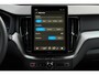 Volvo XC60 2.0 T6 Plug-in hybrid AWD Essential | Stoel-/ stuurwielverwarming | Verwarmde achterbank | Adaptieve cruise control | BLIS | Extra getint glas | 20 inch. lichtmetalen velgen | Apple carplay/ Android auto