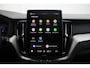 Volvo XC60 2.0 T6 Plug-in hybrid AWD Essential | Stoel-/ stuurwielverwarming | Verwarmde achterbank | Adaptieve cruise control | BLIS | Extra getint glas | 20 inch. lichtmetalen velgen | Apple carplay/ Android auto