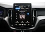 Volvo XC60 2.0 T6 Plug-in hybrid AWD Essential | Stoel-/ stuurwielverwarming | Verwarmde achterbank | Adaptieve cruise control | BLIS | Extra getint glas | 20 inch. lichtmetalen velgen | Apple carplay/ Android auto